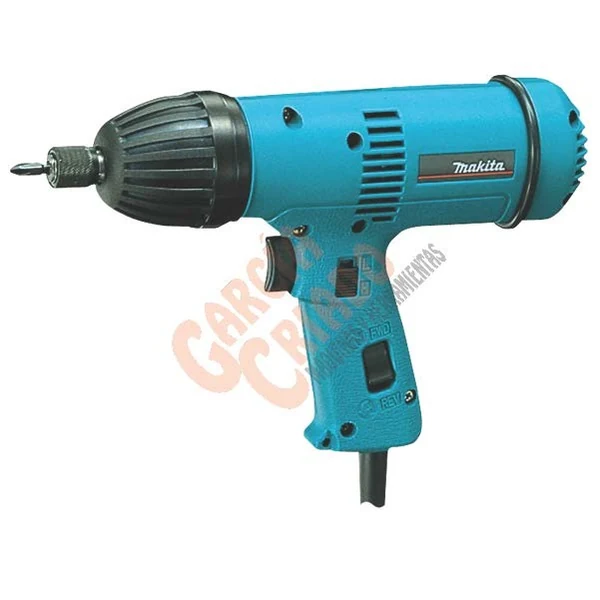 Atornillador de impacto 200Nm Makita 6904V